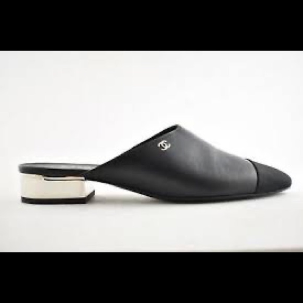 🖤Chanel 18B CC Logo Heel Slide Mule Loafer Moccasin Flat - size 37